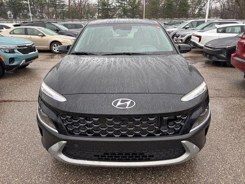 2022 Hyundai KONA SE