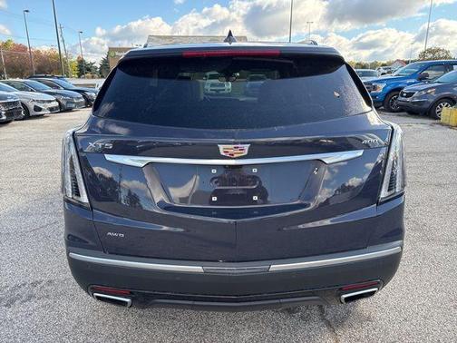 2025 Cadillac XT5 Sport