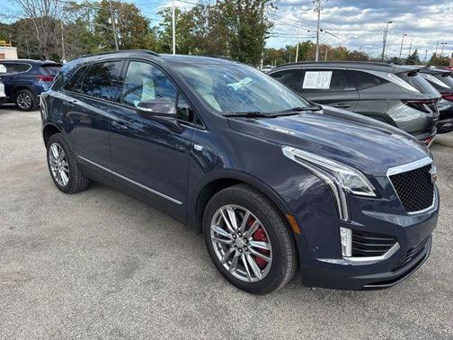 2025 Cadillac XT5 Sport