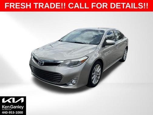 Beige 2013 Toyota Avalon
