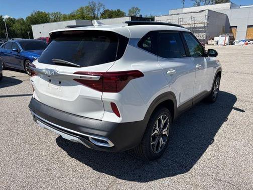 2023 Kia Seltos EX