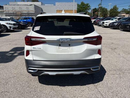 2023 Kia Seltos EX