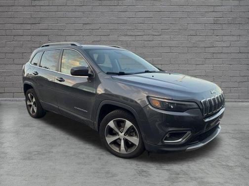 Granite Crystal Clearcoat Metallic 2019 Jeep Cherokee Limited