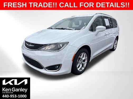 2018 Chrysler Pacifica Touring-L