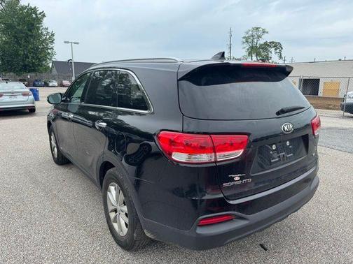 2018 Kia Sorento LX