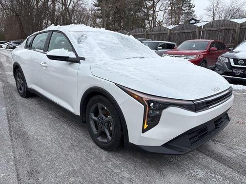 2025 Kia K4 
