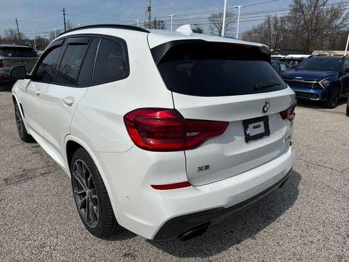 Alpine White 2021 BMW X3 M40i
