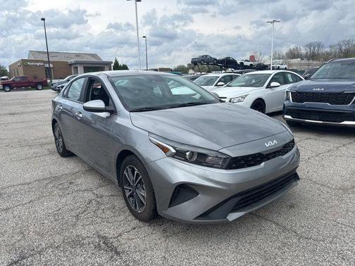 Steel Gray 2024 Kia Forte LXS