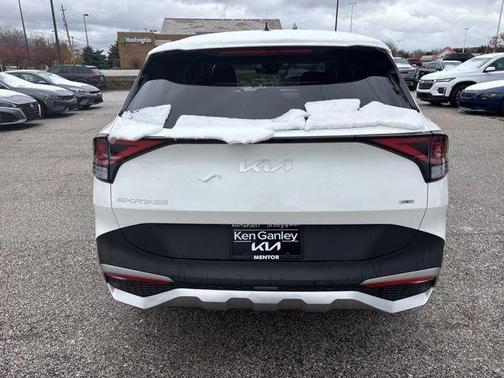 2023 Kia Sportage Hybrid LX