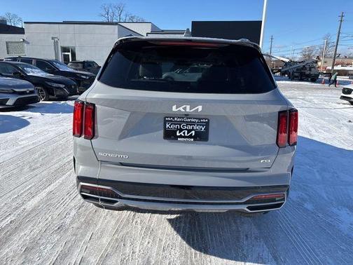 2023 Kia Sorento SX