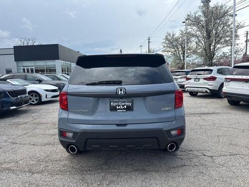 Sonic Gray Pearl 2023 Honda Passport EX-L