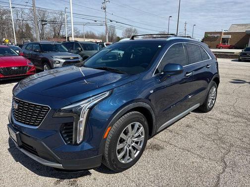 2019 Cadillac XT4 Premium Luxury