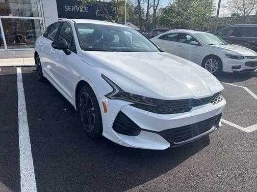 Glacial White Pearl 2023 Kia K5 GT-Line