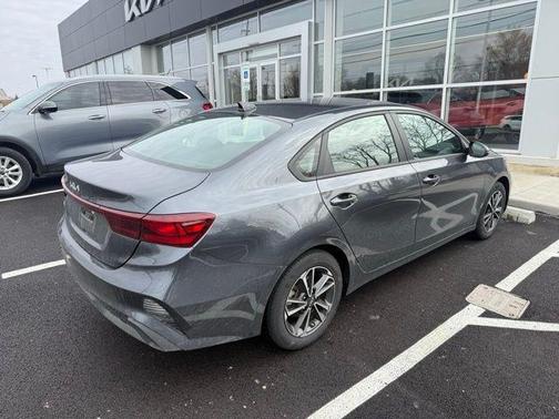 Gravity Gray 2024 Kia Forte LXS