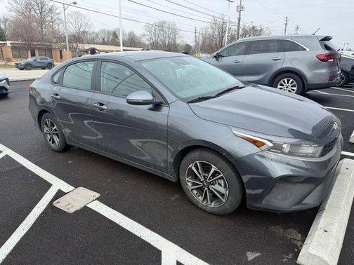 Gravity Gray 2024 Kia Forte LXS