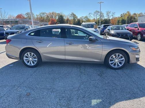 2024 Chevrolet Malibu LT