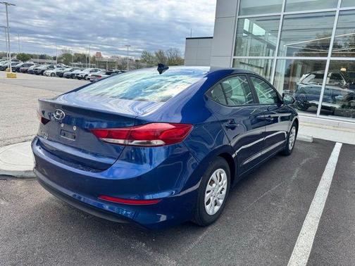 Lakeside Blue 2018 Hyundai ELANTRA SE