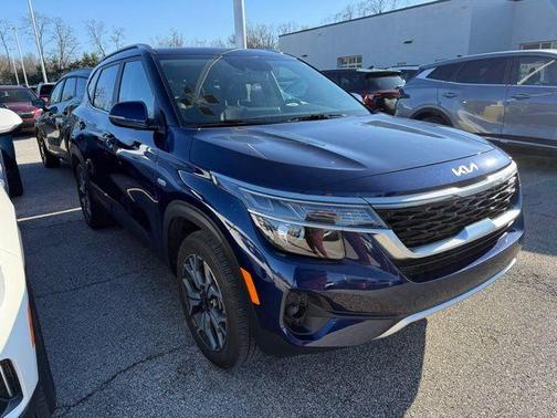 Dark Ocean Blue 2023 Kia Seltos EX