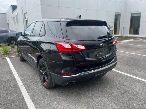 Mosaic Black Metallic 2019 Chevrolet Equinox 2LT