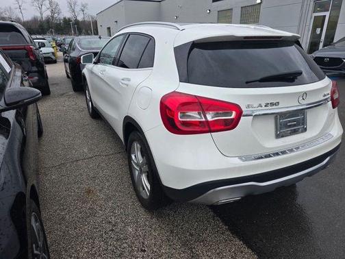 2020 Mercedes-Benz GLA 250 Base 4MATIC