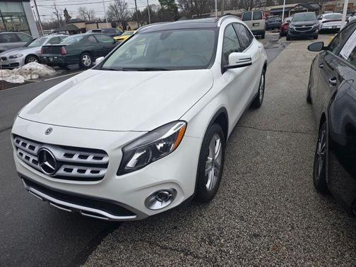 2020 Mercedes-Benz GLA 250 Base 4MATIC