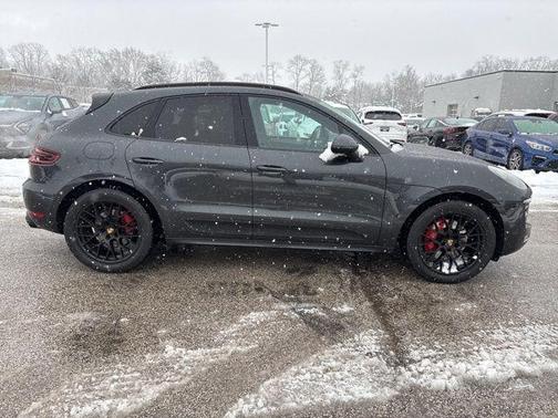 2017 Porsche Macan GTS