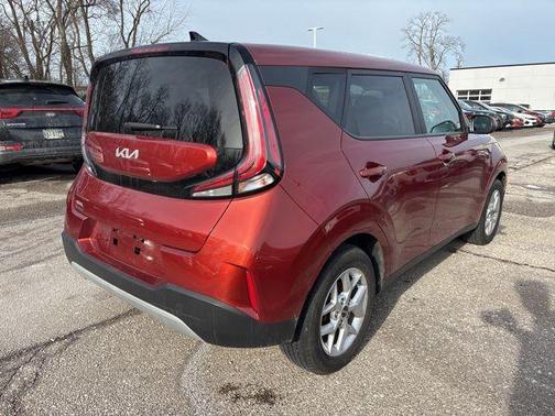 2023 Kia Soul LX