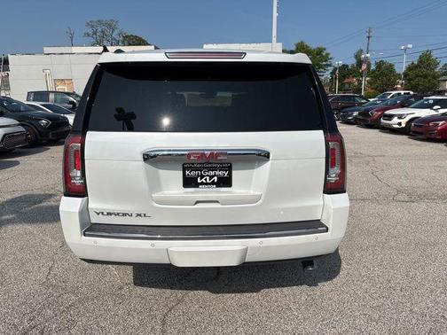 2016 GMC Yukon XL Denali