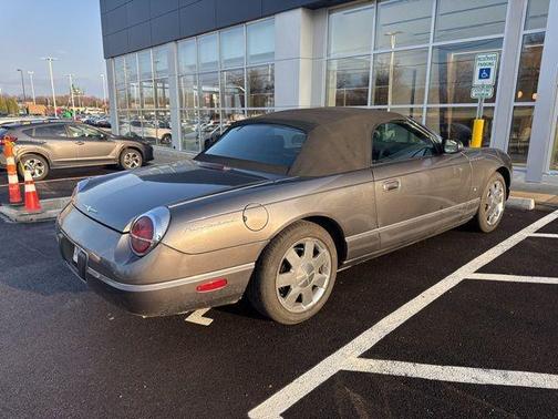 2003 Ford Thunderbird 