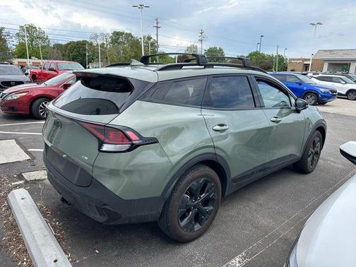 Jungle Green 2025 Kia Sportage X-Line