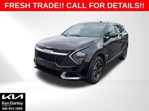 Fusion Orange 2024 Kia Sportage LX