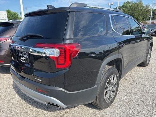 2022 GMC Acadia SLE