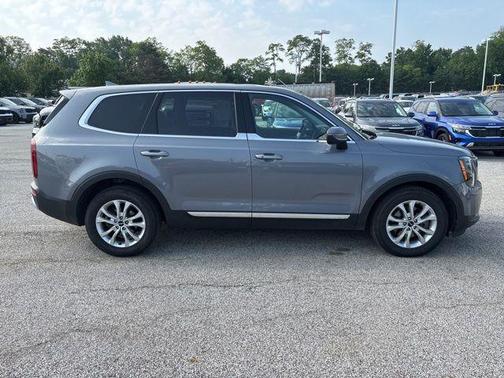 2022 Kia Telluride LX