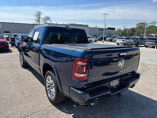 Patriot Blue Pearlcoat 2022 RAM 1500 Limited