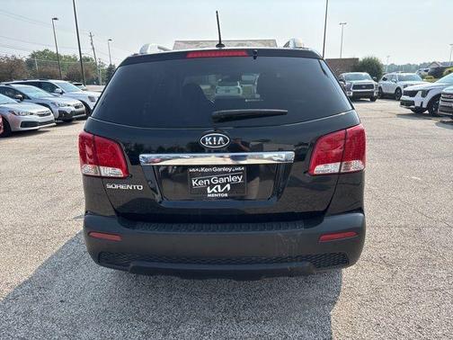 2012 Kia Sorento LX