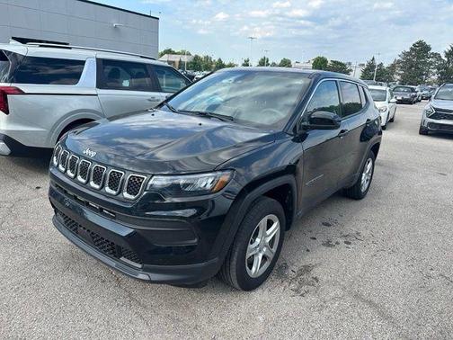 Diamond Black 2023 Jeep Compass Sport