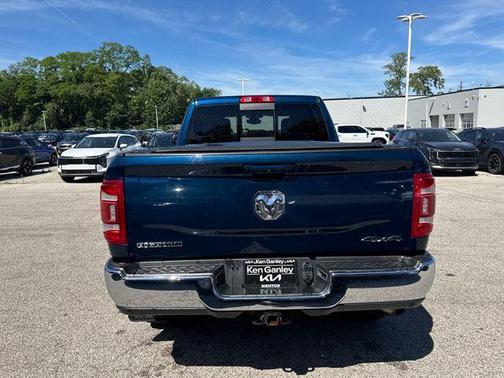 Patriot Blue Pearlcoat 2021 RAM 2500 Big Horn