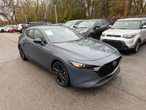 2024 Mazda Mazda3 2.5 S Carbon Edition