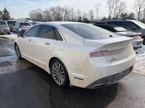 2017 Lincoln MKZ Select