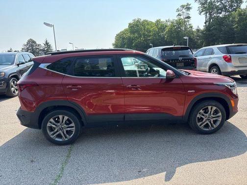 2023 Kia Seltos S