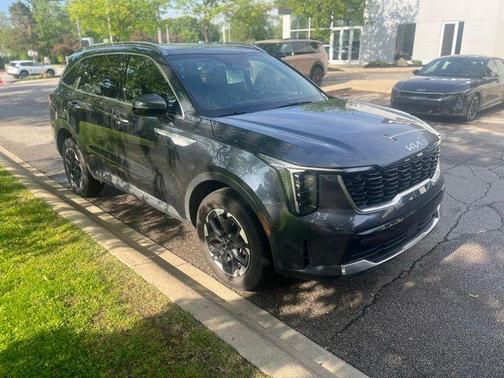 Gravity Gray 2024 Kia Sorento S