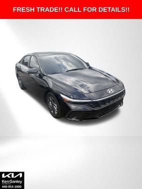 Black 2024 Hyundai ELANTRA SEL