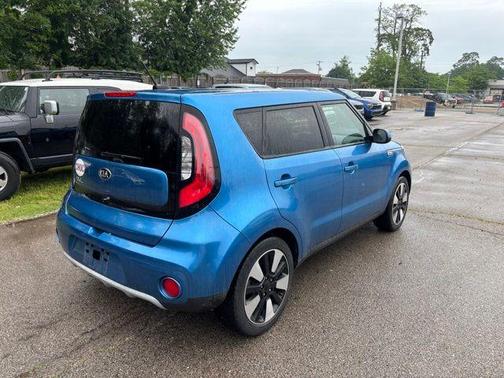 2019 Kia Soul +
