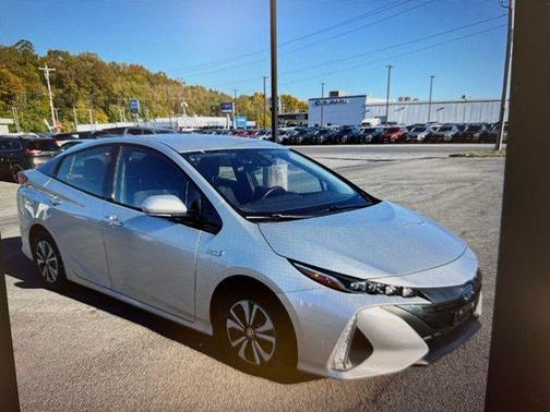 2018 Toyota Prius Prime Plus