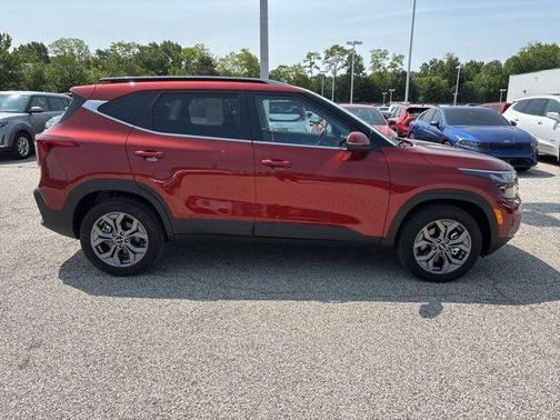 2024 Kia Seltos S