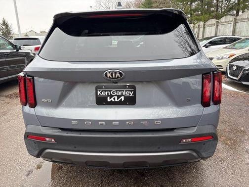 2021 Kia Sorento S