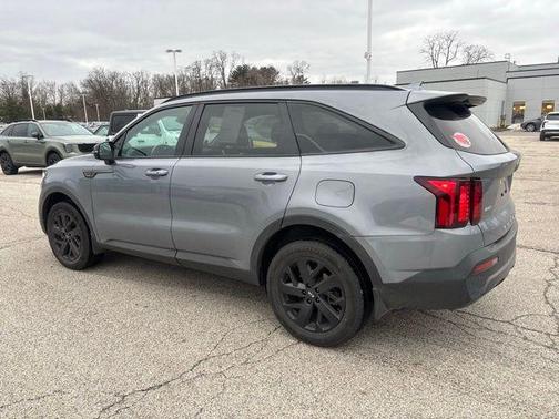 2021 Kia Sorento S
