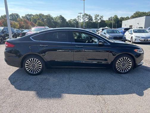 2017 Ford Fusion SE