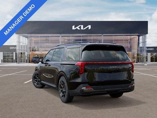 Aurora Black Pearl 2025 Kia Carnival Hybrid SX