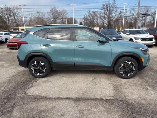 2024 Kia Seltos EX